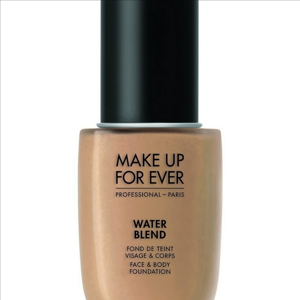 MUFE Waterblend Foundation